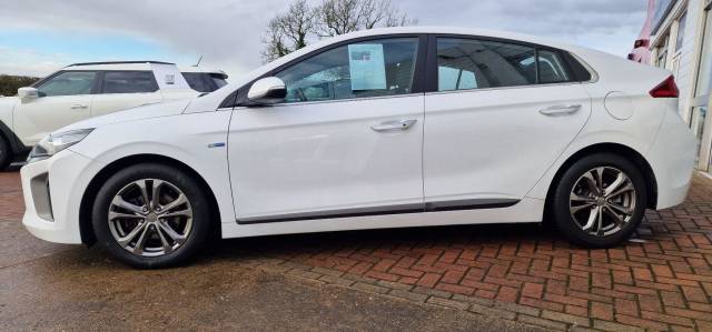 2019 Hyundai Ioniq 1.6 h-GDi Premium SE DCT Euro 6 (s/s) 5dr