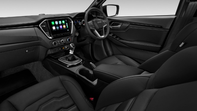 Isuzu D-Max V-Cross - Interior